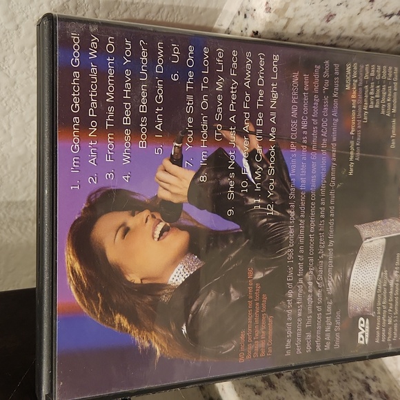 Shania Twain Up! Close and Personal Concert DVD - Picture 3 of 4